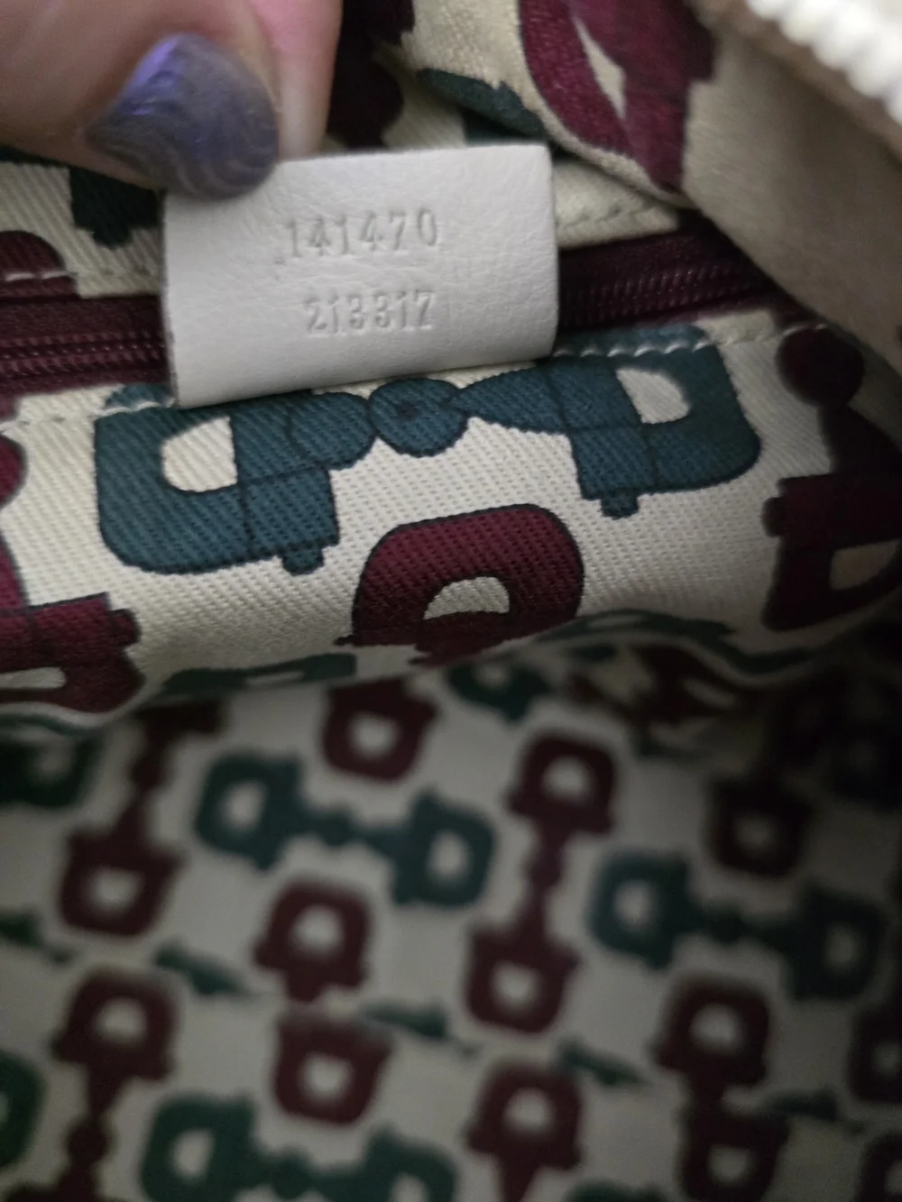 100% Authentic Gucci Cream Guccissima Leather Abbey D-Ring Tote - Picture 7 of 16
